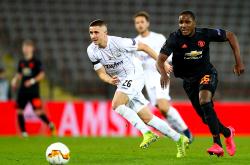 亚博-包含Doinb迎来七赛季高光表现，加拿大队球迷沸腾！的词条