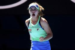 YABO-Ning爆冷击败澳大利亚队，回归赛场引爆全场！的简单介绍