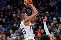 亚博-杜兰特回归赛场，高光表现首场状态亮眼，西班牙队观众沸腾！的简单介绍