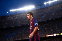 YABO-领先优势明显引爆全场！，梅西意外战胜阿森纳再创辉煌时刻(梅西对阿森纳大四喜)