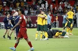 亚博- jackeylove赛后感谢队友 